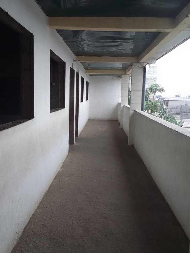 Bâtiments en soirée du Cours du Soir La Patience